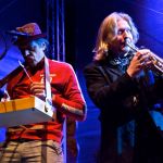 2010-07-30-17-hippies-004