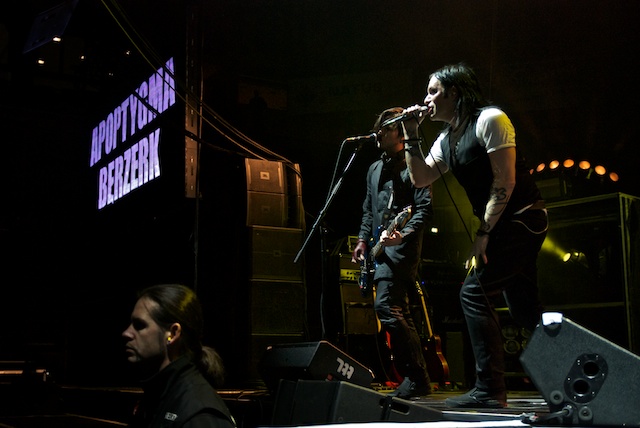 2010-12-18-apoptygma-berzerk-063